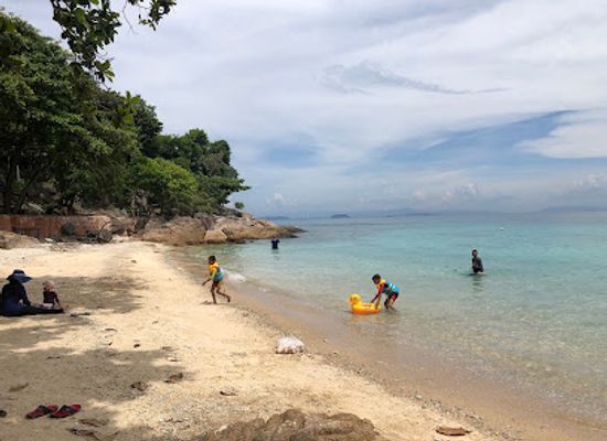 malaysia/perhentian-islands/attraction/golden-sand-beach