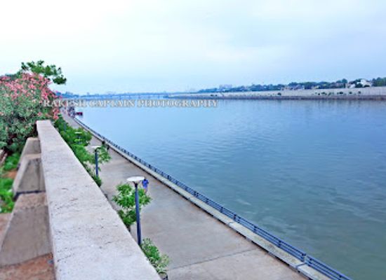 india/west-india/attraction/sabarmati-riverfront-gandhi-bridge-view-point