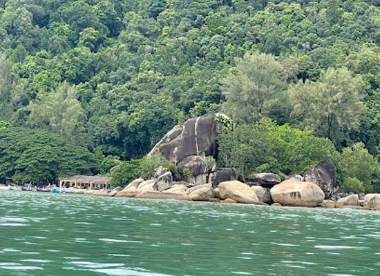 malaysia/penang/batuferringhi/attraction/batu-ferringhi-beach