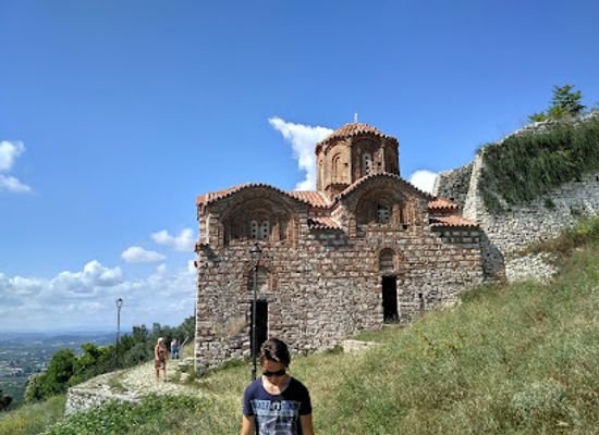 albania/delvina/attraction/berat-castle