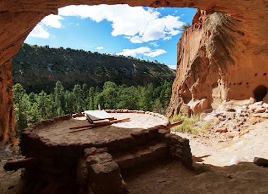 new-mexico/bandelier-national-monument/attraction/white-rock-visitor-center