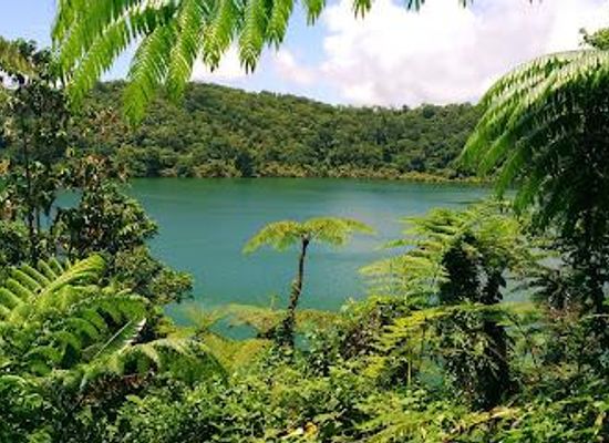 samoa/salelologa/attraction/lake-lanoto-o