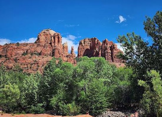 arizona/sedona/attraction/crescent-moon-picnic-site