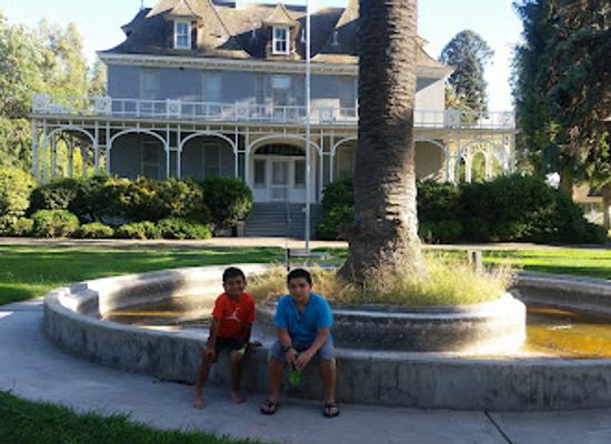 california/fresno/attraction/kearney-park