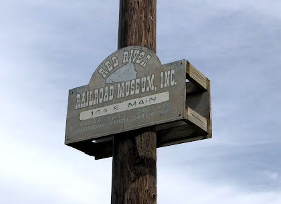oklahoma/lake-texoma/attraction/red-river-railroad-museum-inc