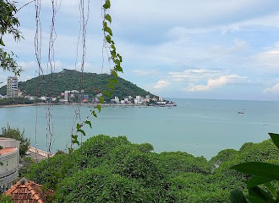 vietnam/vung-tau/attraction/bach-dinh-white-palace-historical-cultural-relic