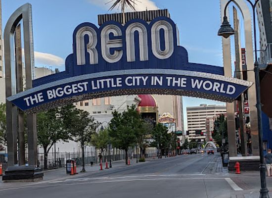 nevada/central-nevada/attraction/reno-arch