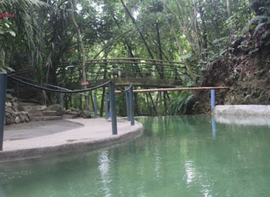 ecuador/santa-elena-region/attraction/cascadas-de-alex