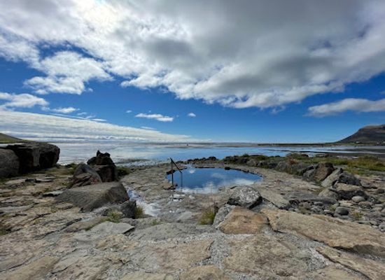 iceland/westfjords/attraction/krosslaug-hot-spring