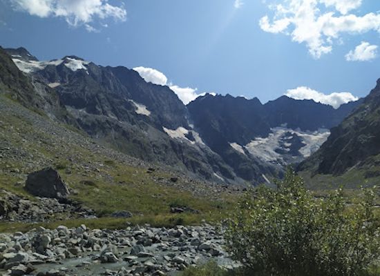 france/rhone-alpes/attraction/source-de-la-romanche