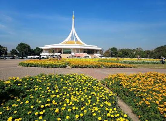 thailand/samut-prakan/attraction/suan-luang-rama-ix