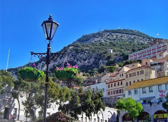 gibraltar/gibraltar/attraction/grand-casemates-square