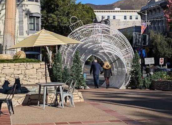 california/central-coast/attraction/mission-plaza