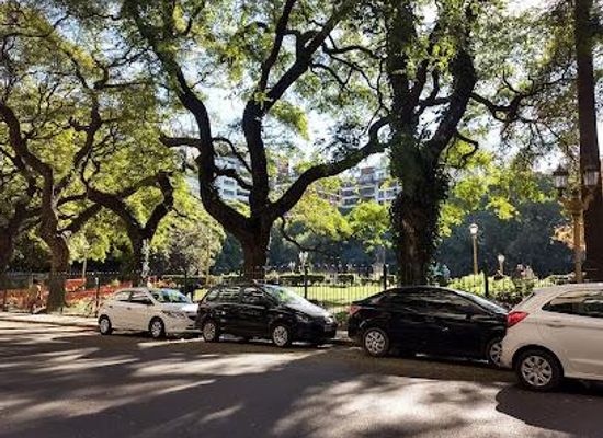 argentina/buenos-aires/attraction/plaza-libertad