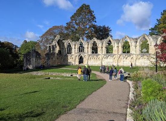 united-kingdom/leeds/attraction/museum-gardens