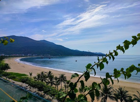 vietnam/north-central-coast/attraction/my-khe-beach-point