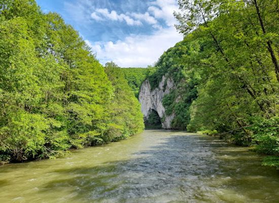 romania/bihor/attraction/cave-unguru-mare
