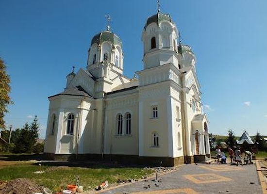 romania/suceava/attraction/biserica-sfanta-treime