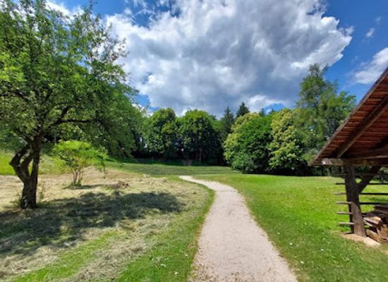 slovenia/skofja-loka/attraction/grajski-park