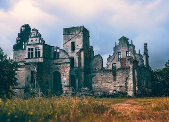 estonia/laanemaa/attraction/ungru-lossi-varemed