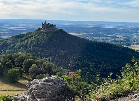 germany/baden/attraction/aussichtspunkt-hohenzollernblick