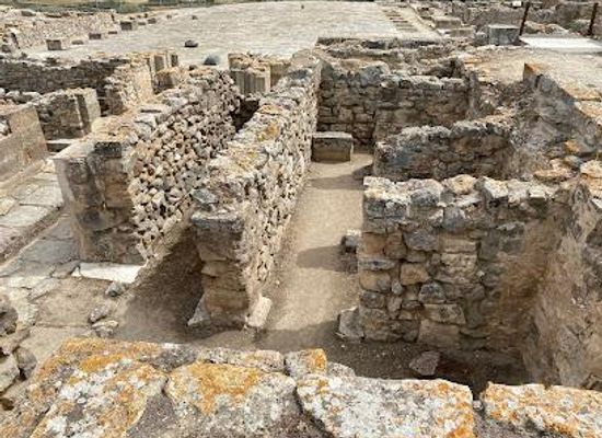 greece/heraklion/attraction/minoan-palace-of-phaistos