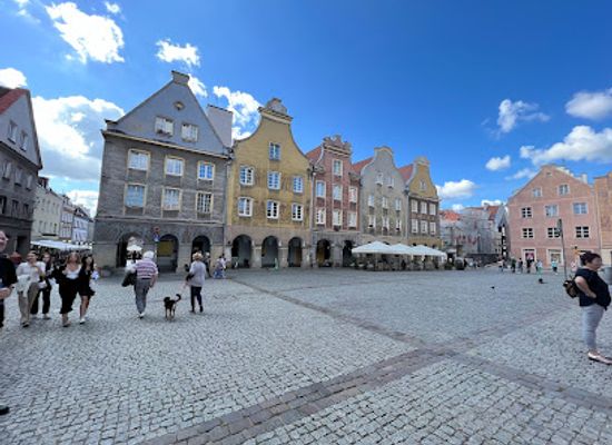 poland/olsztyn/attraction/zegar-sloneczny