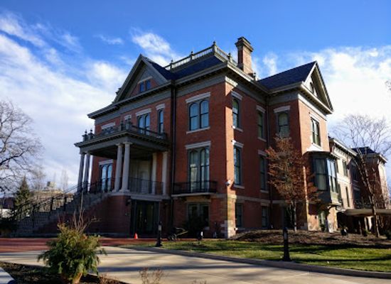illinois/springfield/attraction/illinois-governor-s-mansion