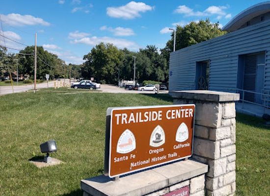 missouri/independence/attraction/trailside-center