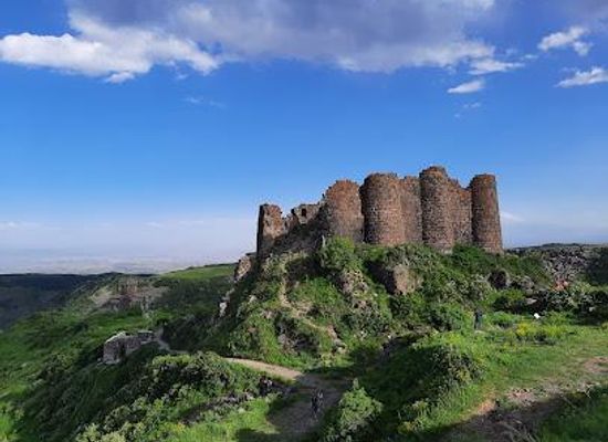 armenia/aparan/attraction/amberd-fortress