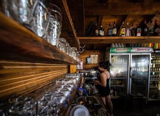 croatia/pula/attraction/beach-bar-laplaya