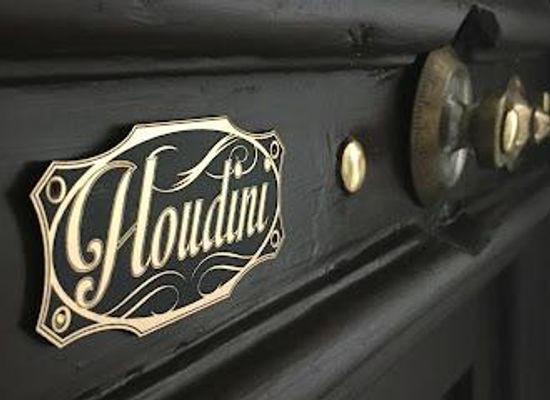 hungary/budapest/attraction/the-house-of-houdini