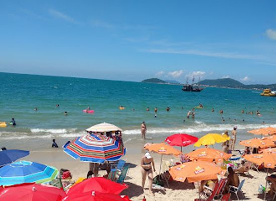 brazil/florianopolis/canasvieiras/attraction/passeio-de-barco-pirata-canasvieiras