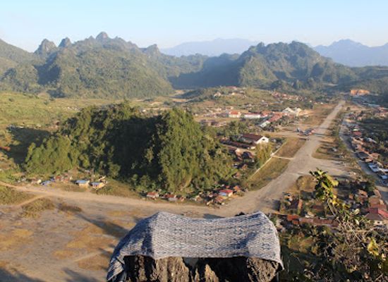 laos/xieng-khouang-plateau/attraction/long-tieng