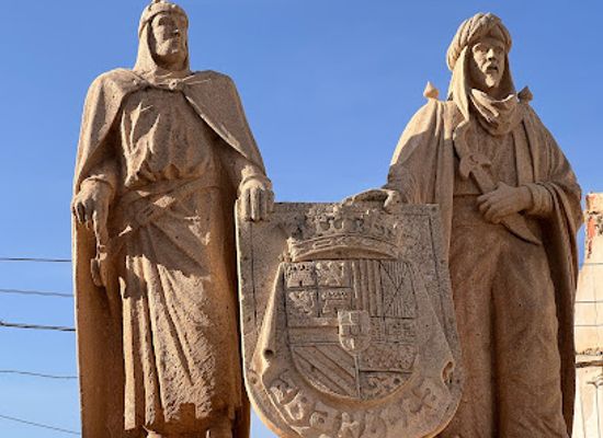 spain/murcia-region/attraction/monumento-a-las-fiestas-de-moros-y-cristianos