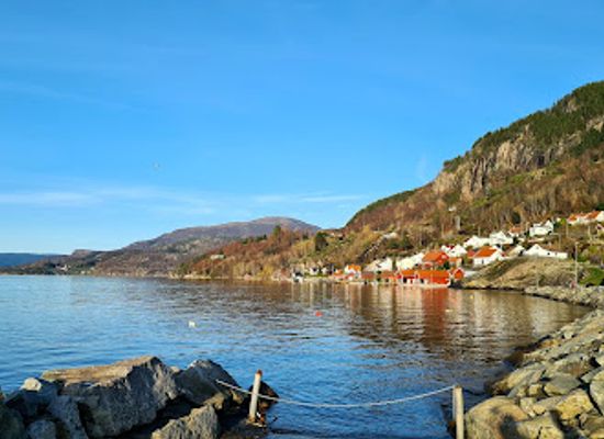 norway/rogaland/attraction/world-s-largest-traditional-jarstol