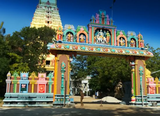 sri-lanka/kilinochchi-district/attraction/keerimalai-naguleswaram-temple