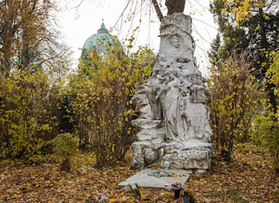 austria/vienna/simmering/attraction/johann-strauss-ehrengrab