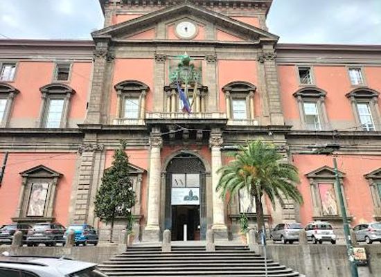 italy/capri/attraction/museo-archeologico-nazionale-di-napoli