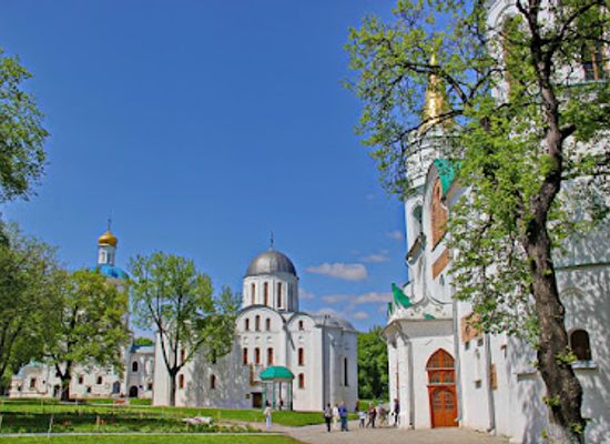 ukraine/chernihiv/attraction/ancient-chernihiv-national-architectural-and-historical-reserve