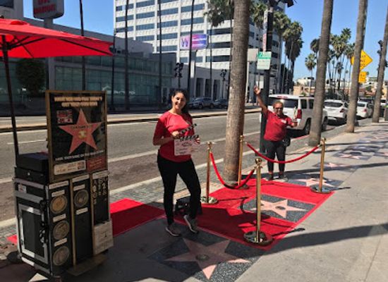 california/los-angeles/attraction/the-walk-of-fun-hollywood