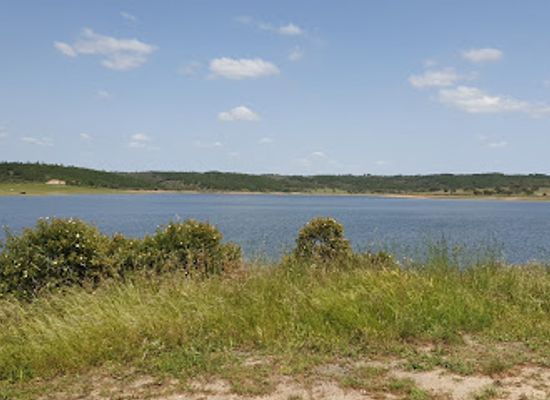 portugal/beira-alta/attraction/albufeira-da-barragem-do-pego-do-altar
