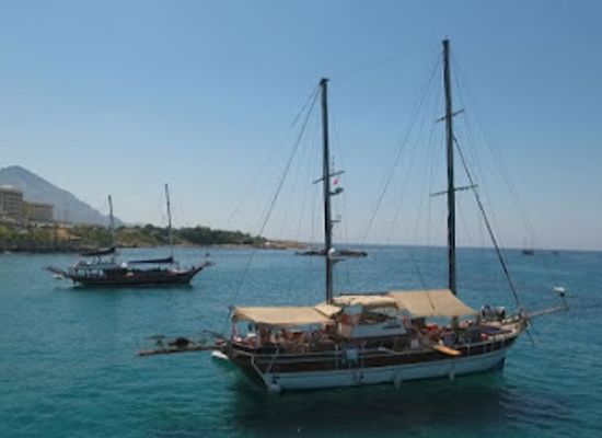 cyprus/tylliria-region/attraction/kyrenia-attractions