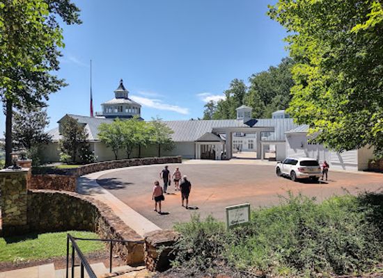 virginia/central-virginia/attraction/trump-winery