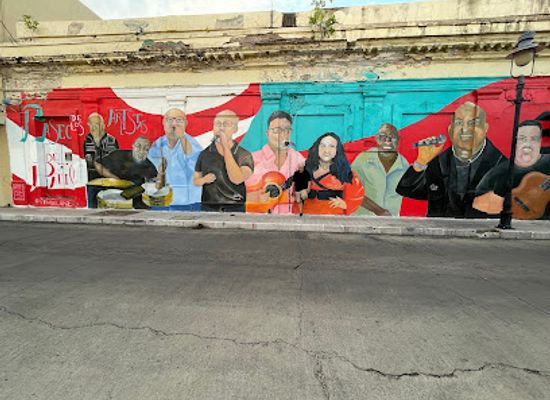 puerto-rico/ponce/attraction/paseo-de-los-artistas-del-patio