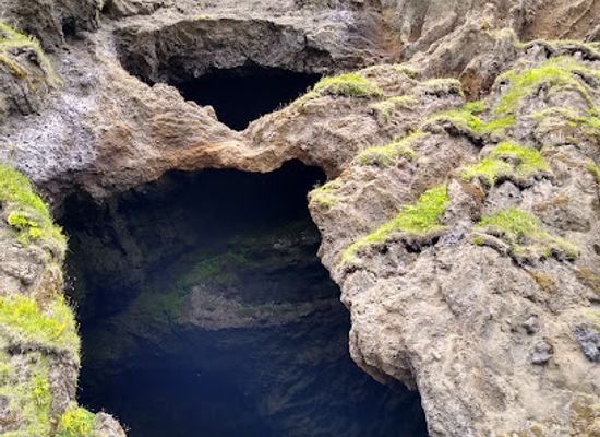 iceland/southern-region/attraction/yoda-cave
