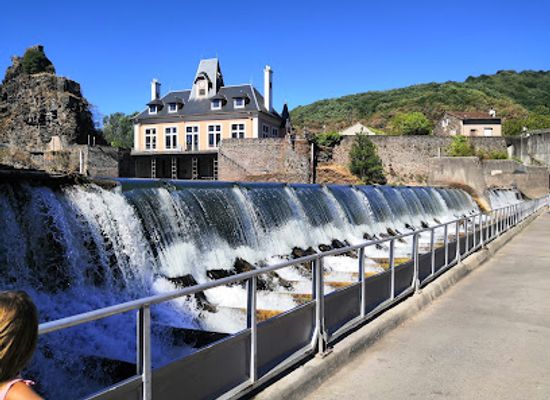 france/ardèche-gorges/attraction/belvedere-du-serre-de-tourre