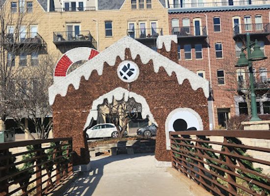 illinois/chicagoland/attraction/downtown-lemont