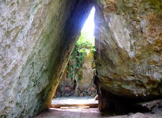 japan/okinawa/attraction/sefa-utaki