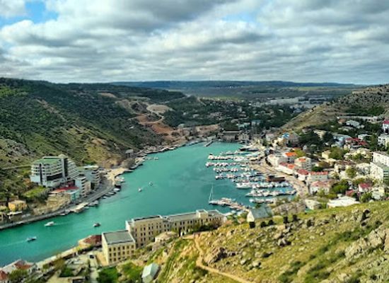 ukraine/sevastopol/attraction/sevastopol-skaya-tropa